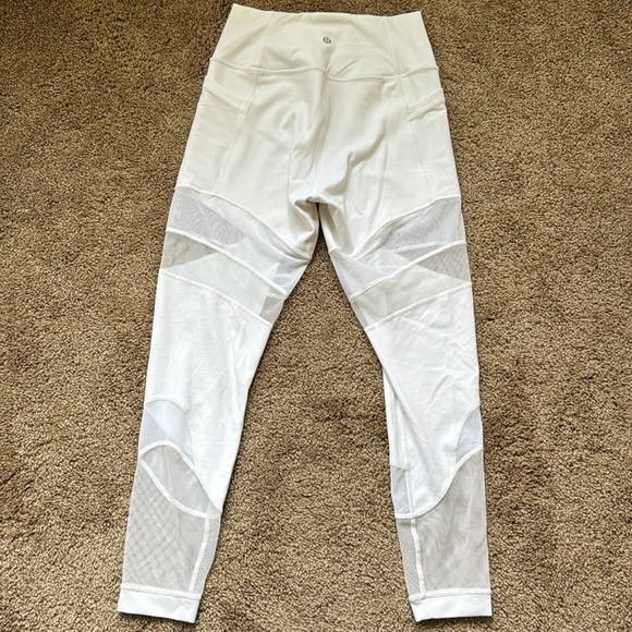 Lululemon Forget The Sweat Tight 25" White Mesh Cutout - Picture 5 of 13